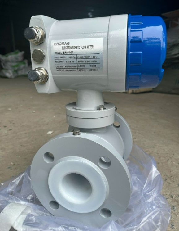 dong_ho_do_luu_luong_nuoc_dien_tu_4