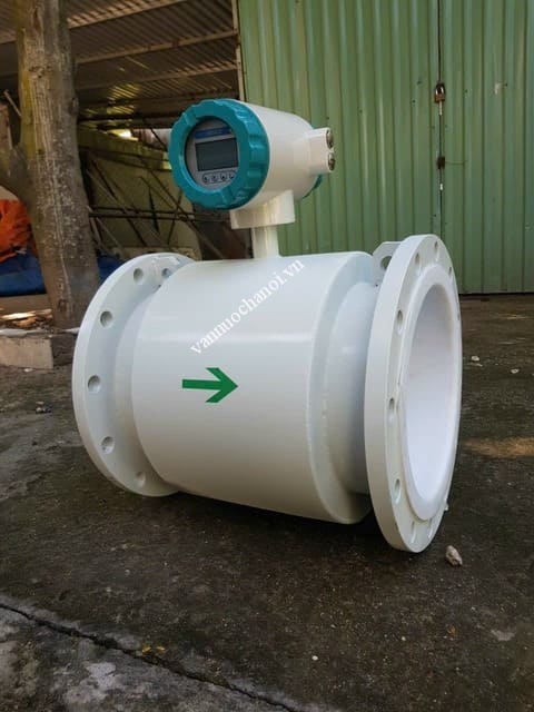 dong_ho_nuoc_thai_dien_tu_2