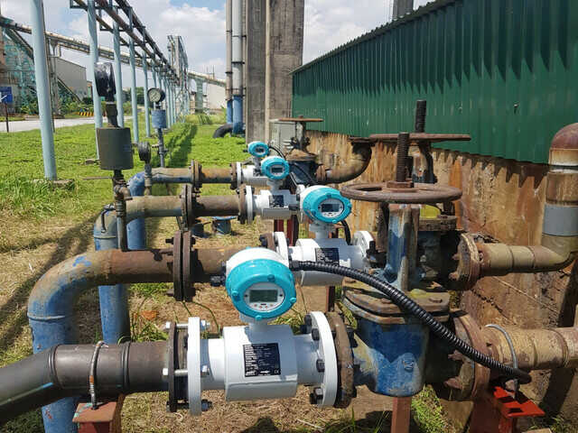 ung_dung_dong_ho_do_luu_luong_nuoc_dien_tu