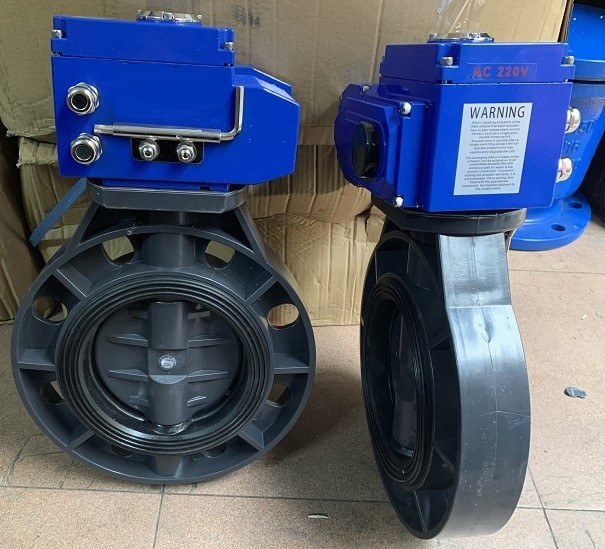 van_buom_nhua_dieu_khien_dien