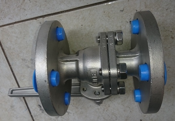 van_bi_inox_tay_gat_lap_bich