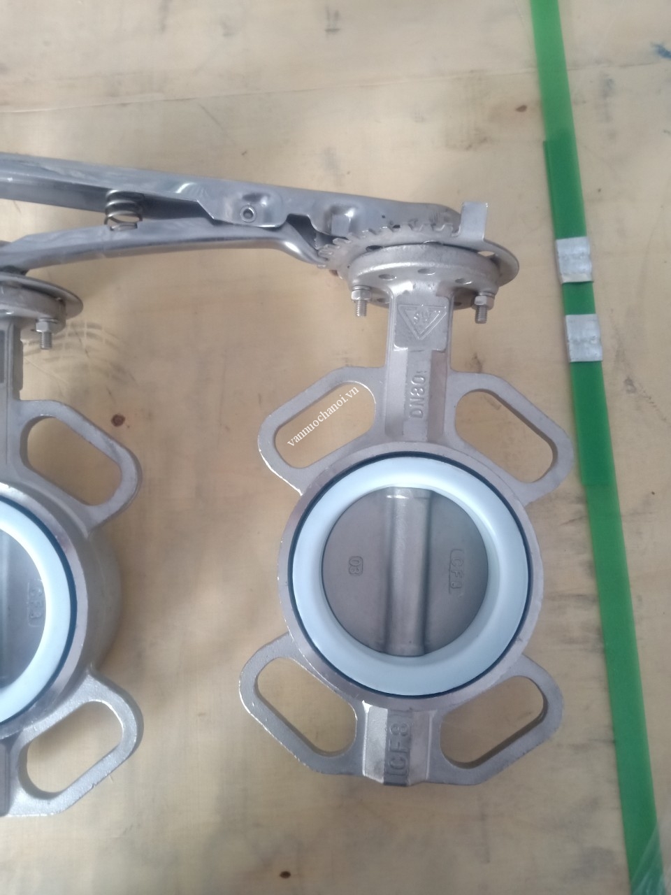 van_buom_inox_samwoo1