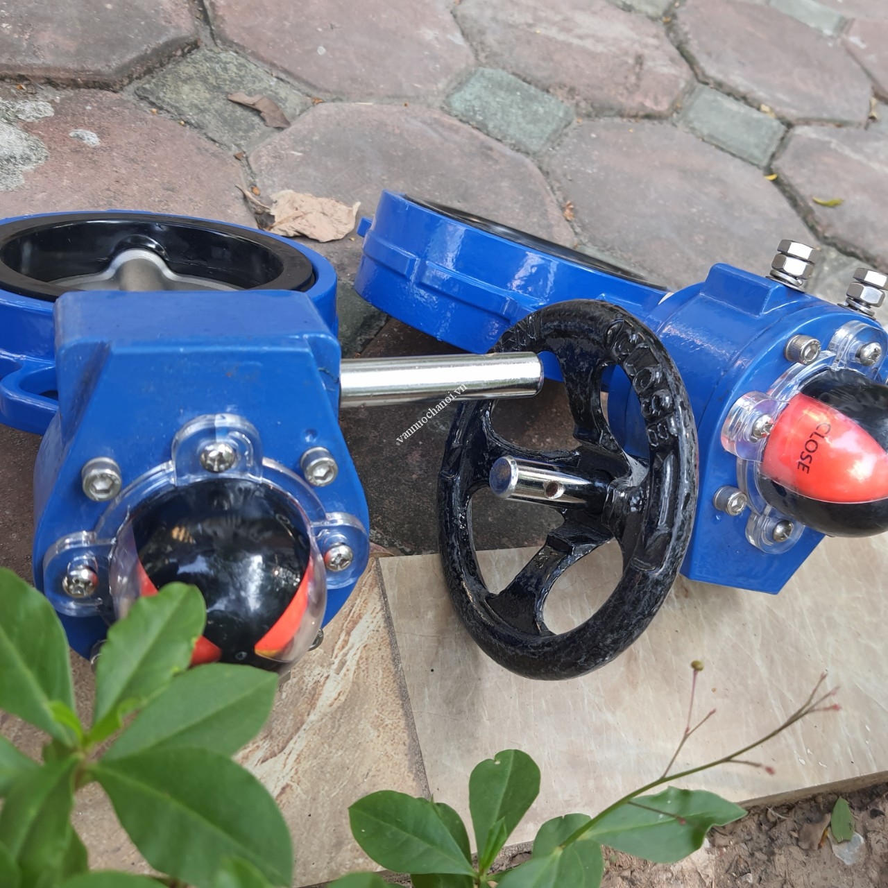 van_buom_tay_quay_sw2