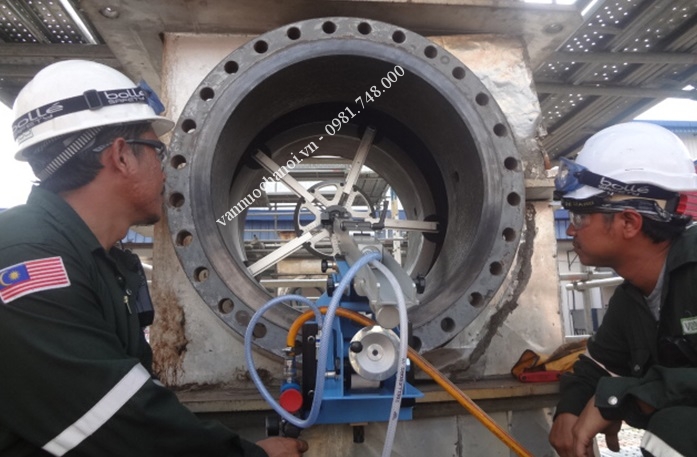 bao_duong_van_buom_dieu_khien_khi_nen