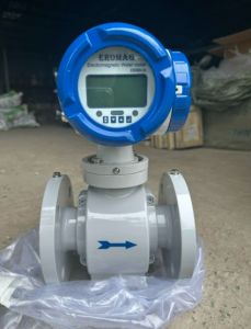 Mẫu đồng hồ đo lưu lượng nước điện tử 2024
